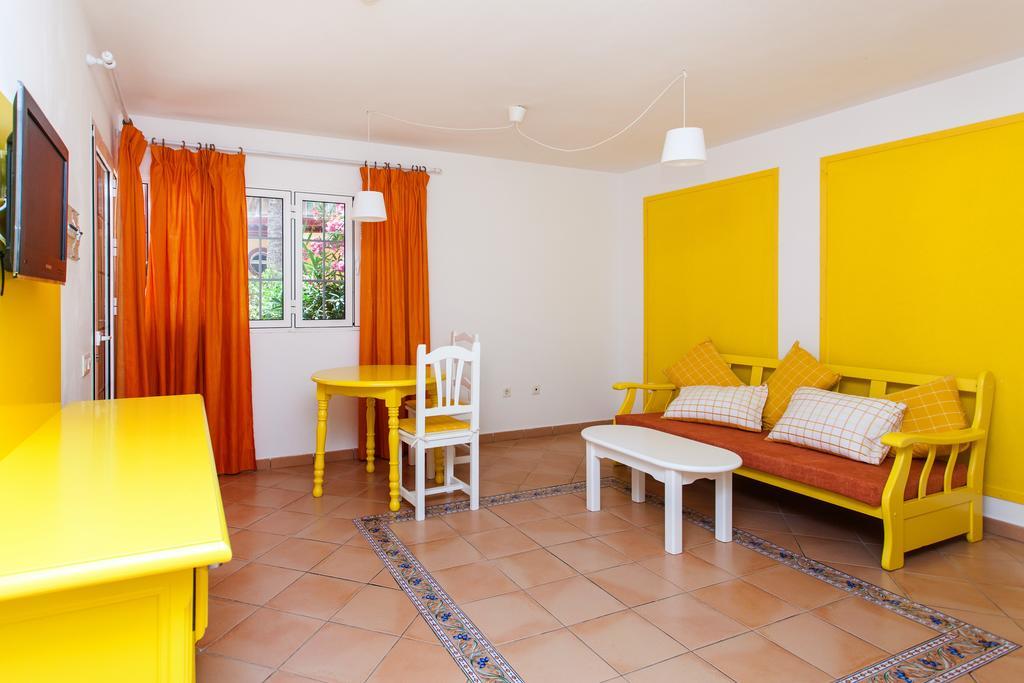 Apartamentos Maxorata Beach Корралехо Екстер'єр фото